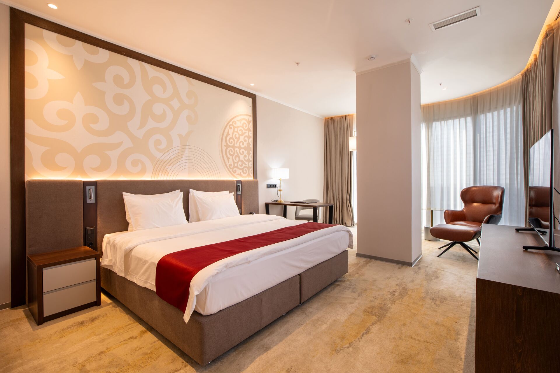 DELUXE ROOM 35м²